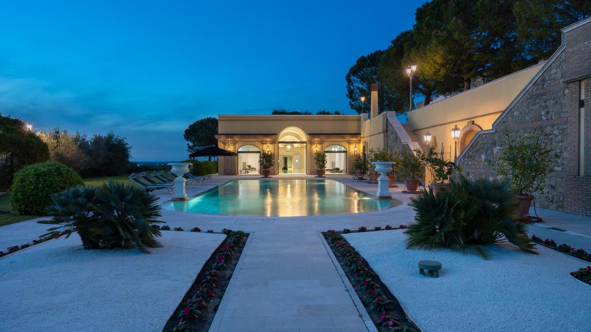 Tenuta Bagni De' Consoli 12, Emma Villas 贝尔蒂诺罗 外观 照片